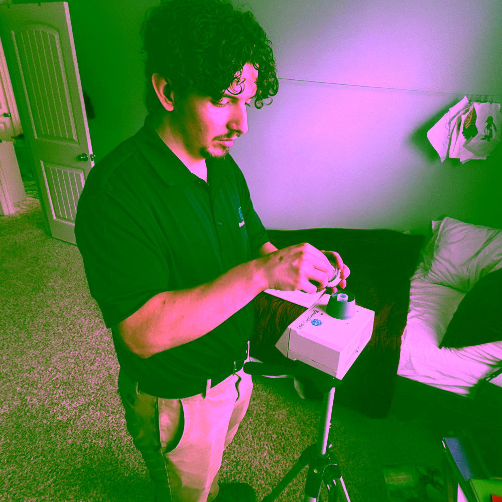 EnivroPro 360 collecting airborne mold samples from a home in the Augusta, Georgia area.